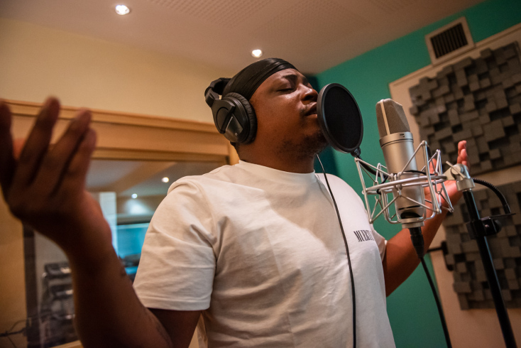 Ο ράπερ Moose στο στούντιο