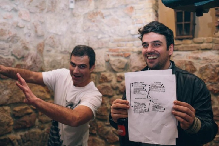 Ο Μανώλης Μπακαλάκος και ο Γίωργος Οικονόμου. 