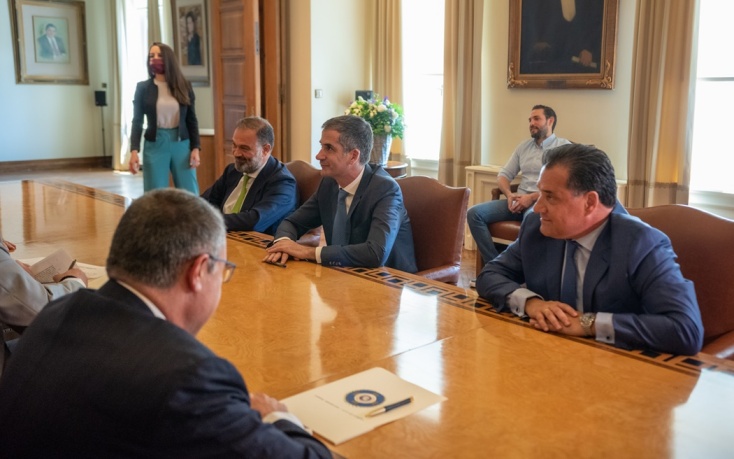 Παναθηναϊκός: Οι συμβαλλόμενοι υπογράφουν τις συμβάσεις για τη Διπλή Ανάπλαση