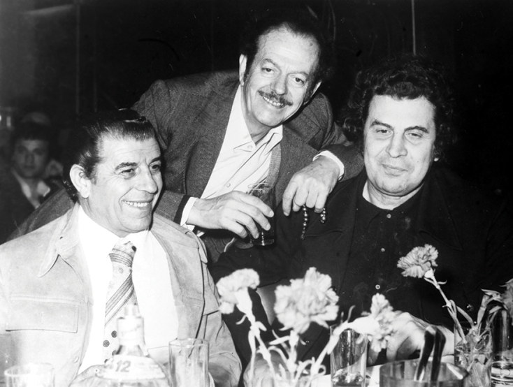 Γρηγόρης Μπιθικώτσης, Βασίλης Τσιτσάνης, Μίκης Θεοδωράκης 