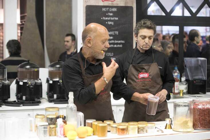 Στέλιος Παρλιάρος