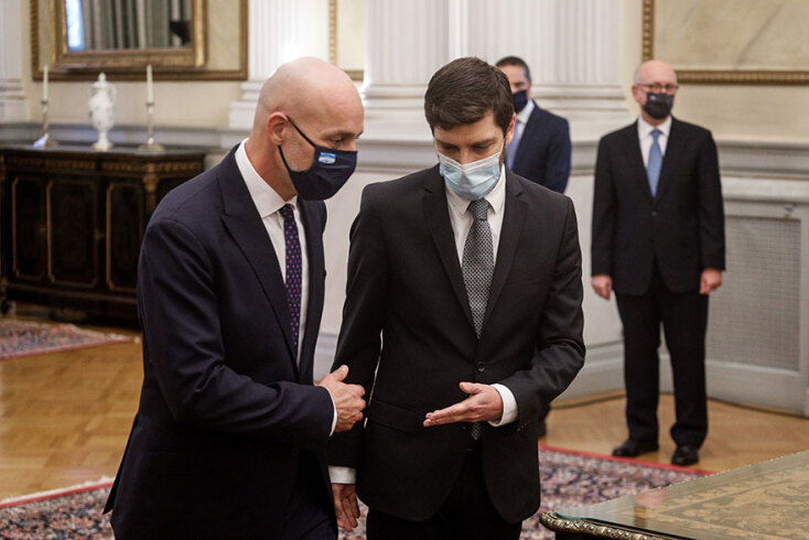 Νικόλας Γιατρομανωλάκης και Γιώργος Αμυράς στην ορκωμοσία στο Προεδρικό Μέγαρο