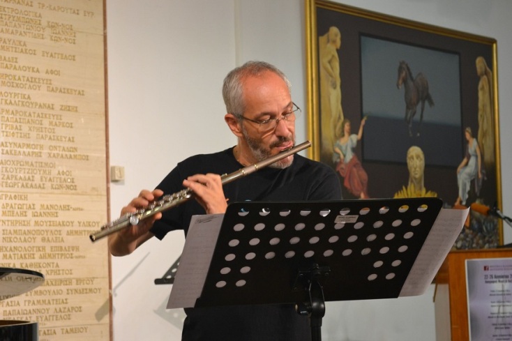 Ο Νικολός Δημόπουλος