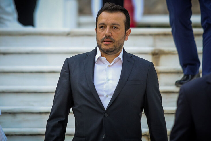 O Νίκος Παππάς, πρώην υπουργός του ΣΥΡΙΖΑ, στη δεξίωση του Προεδρικού Μεγάρου για τα 46 χρόνια από την αποκατάσταση της Δημοκρατίας