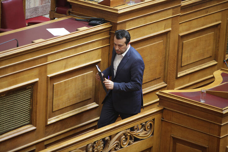 Ο Νίκος Παππάς μπορεί να βρεθεί αντιμέτωπος με το ειδικό δικαστήριο για τον ρόλο του στις τηλεοπτικές άδειες