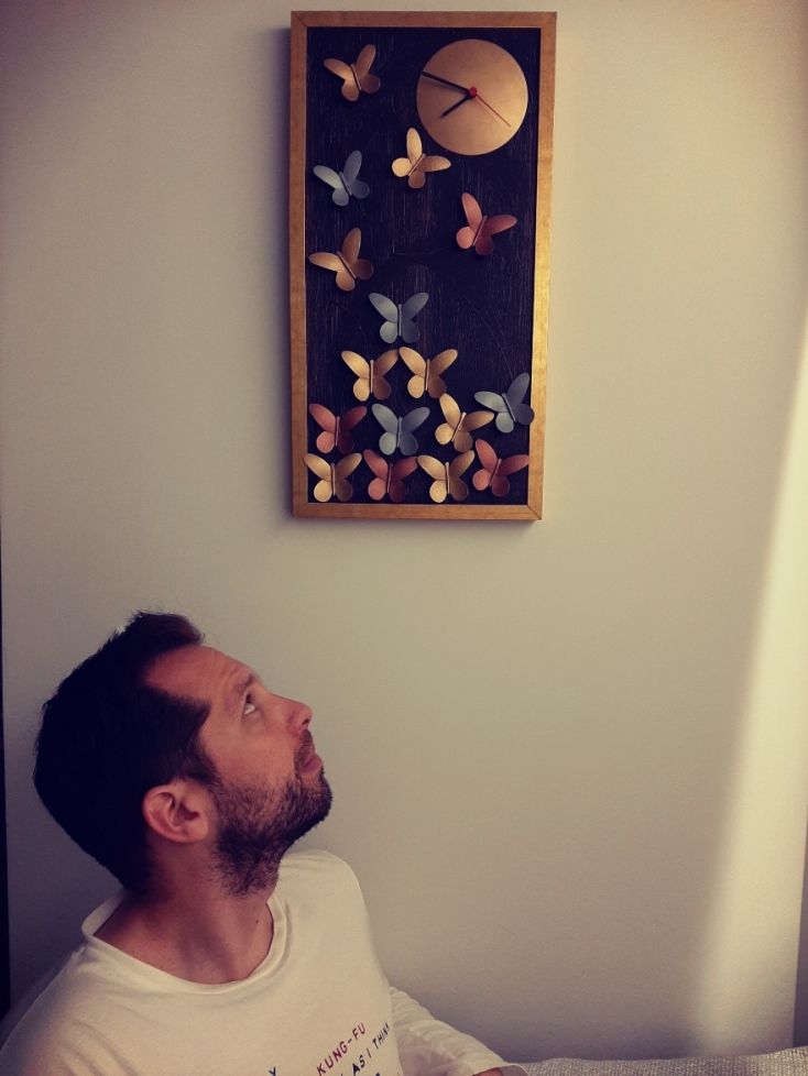 # Μένουμε Σπίτι με την ATHENS VOICE