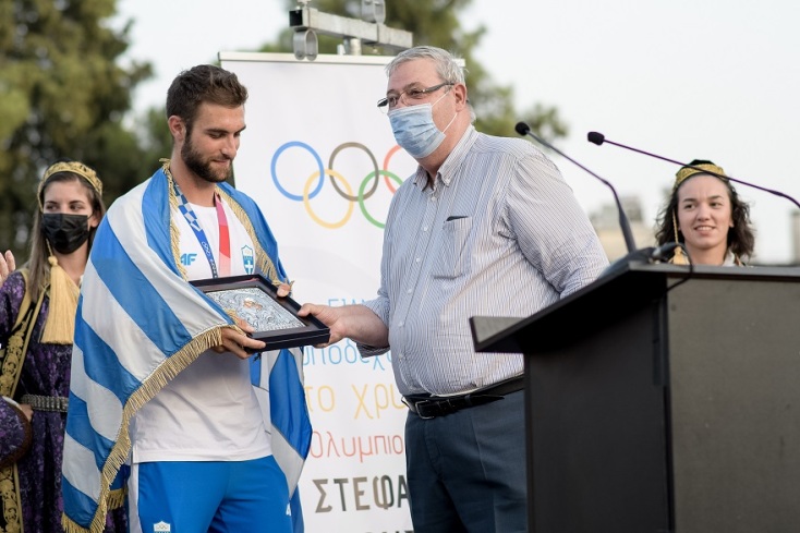 Ο χρυσός Ολυμπιονίκης, Στέφανος Ντούσκος, στα Ιωάννινα - Δέχεται τιμές και δώρα