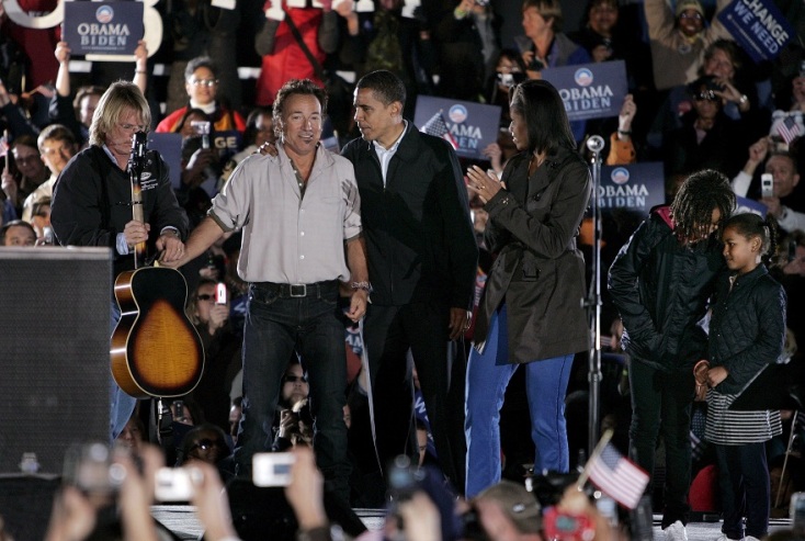 Στιγμιότυπο από τη συνάντησή τους σε προεκλογική εκστρατεία του Μπαράκ Ομπάμα το 2008