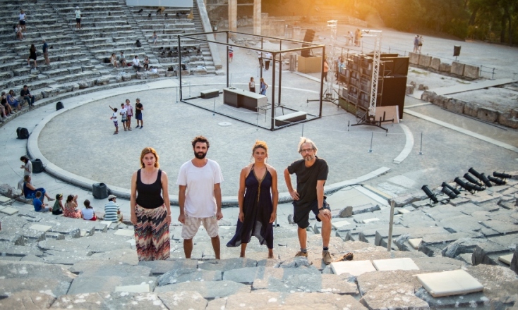 Από τις πρόβες του "Οιδίποδα" της Μάγια Τσάντε, σε σκηνοθεσία Τόμας Οστερμάγερ στην Επίδαυρο