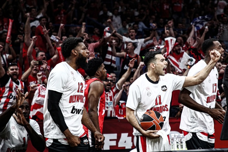 Ο Ολυμπιακός έφτασε ως το Final 4 της Euroleague και ο κόσμος του τον ακολούθησε στο Βελιγράδι