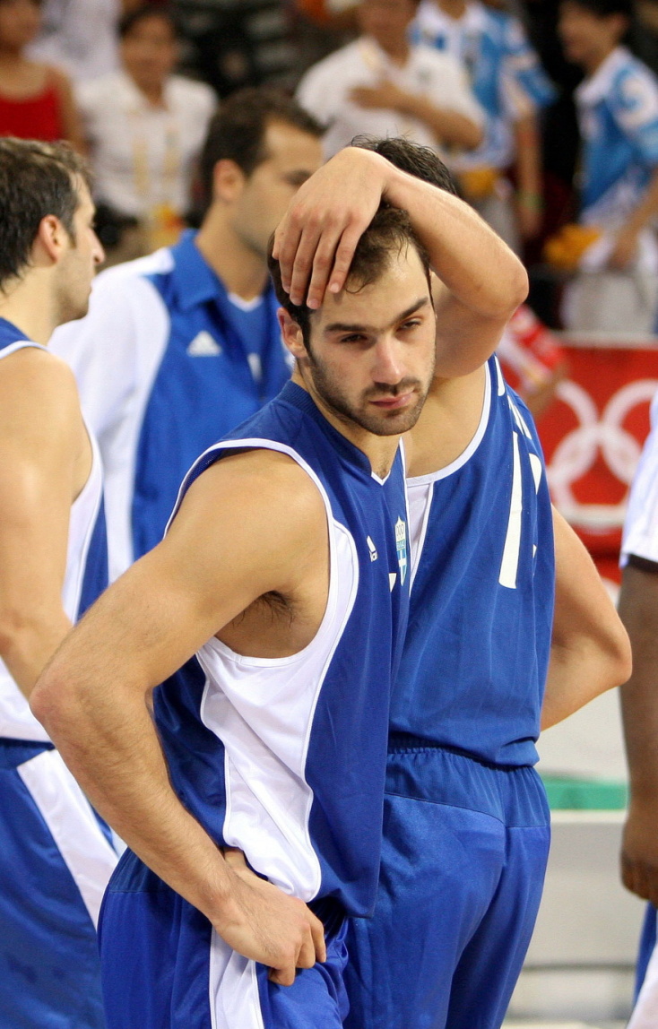 Ο Βασίλης Σπανούλης μετά το χαμένο σουτ με την Αργεντινή στους Ολυμπιακούς Αγώνες του 2008