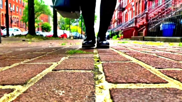 «Στο Δρόμο», «Μια Μικρή Ελλάδα»