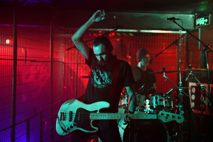 63 High στο Eightball