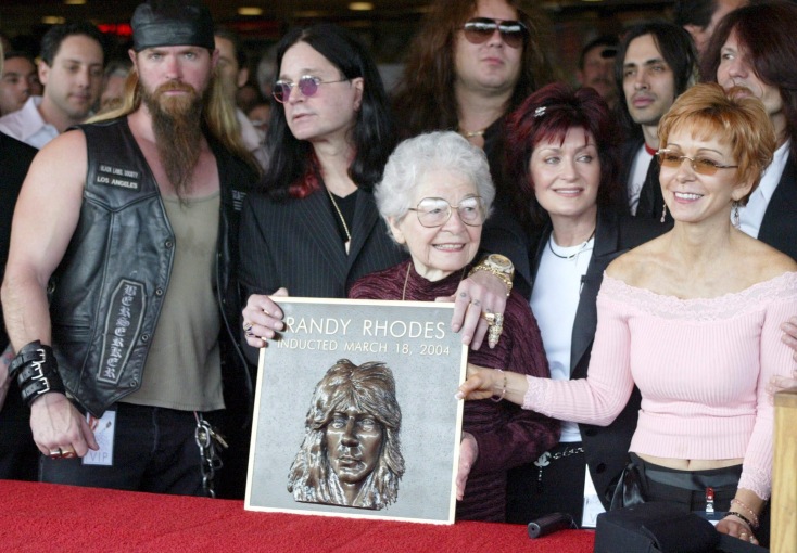 Αφιέρωμα στον κιθαρίστα Randy Rhoads: Ο Αλέξανδρος Ριχάρδος γράφει για το χαρισματικό παίξιμο του κιθαρίστα που άλλαξε το heavy metal και το rock.