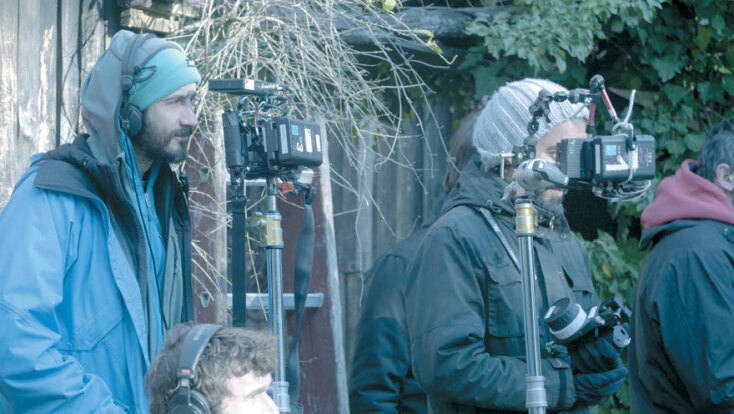 Ο Τζώρτζης Γρηγοράκης και η ομάδα του στα γυρίσματα της ταινίας Digger