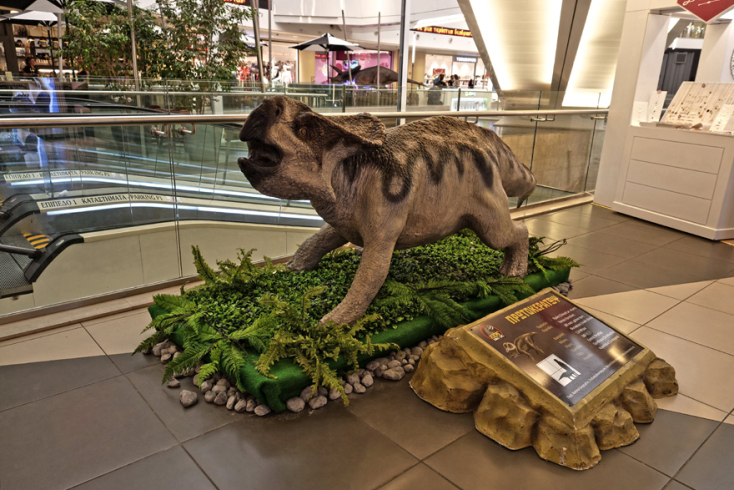 Οι δεινόσαυροι ξαναζωντανεύουν στο RIVER WEST