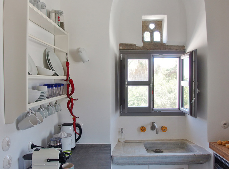Tutti Βlu Tinos Living Space