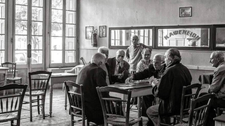 Παίζοντας χαρτιά / Φωκίδα - Φωτογραφία του Wolfgang Bernauer