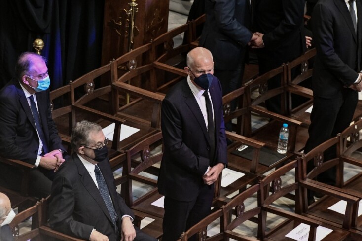 Ο Γιώργος Παπανδρέου στην κηδεία της Φώφης Γεννηματά