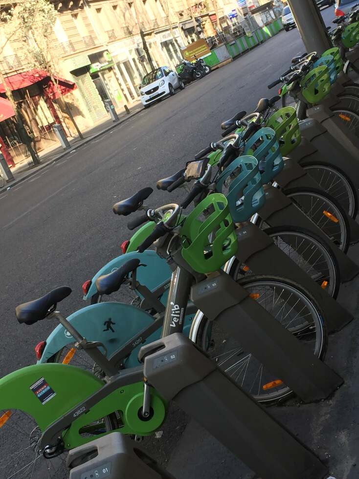 Παρίσι-Κορωνοϊός-Εικόνες