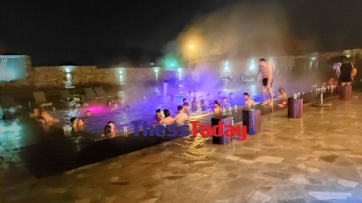 Ξέφρενα πάρτι στο Μπάνσκο με χιλιάδες Έλληνες