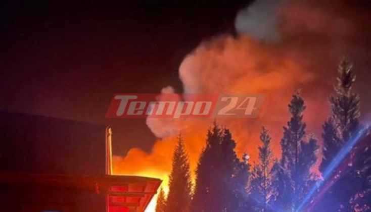 Σε εξέλιξη μεγάλη φωτιά στην Πάτρα