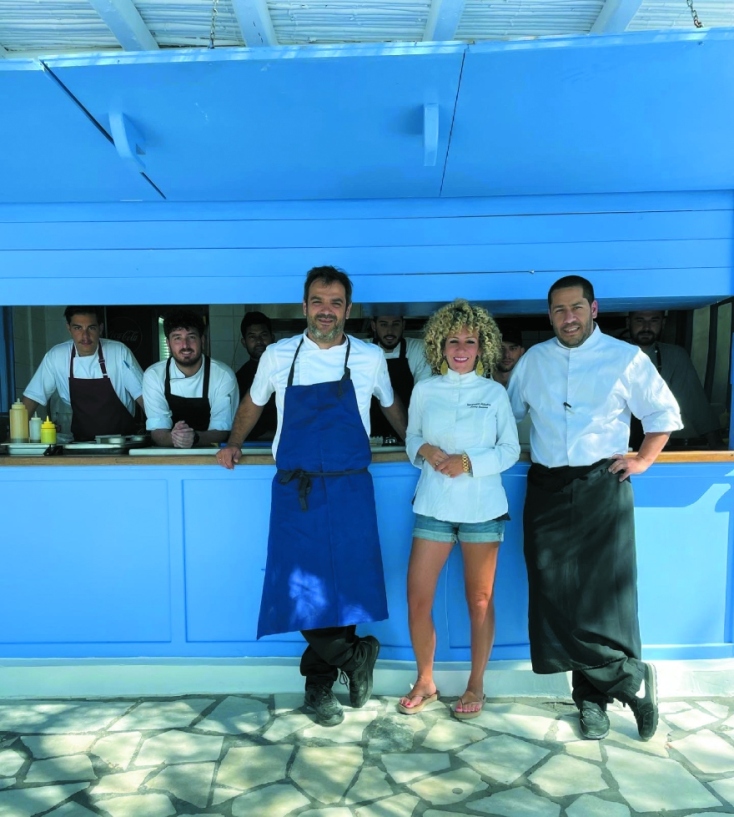 Περικλής Κοσκινάς  και Funky Gourmet στο Beach House, Αντίπαρος