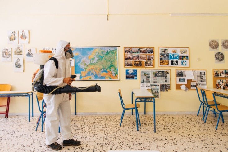 Δήμος Αθηναίων: Απολυμάνσεις και αντισηπτικά σε όλα τα σχολεία