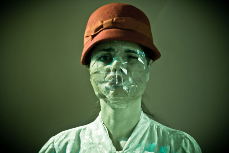 oi stratiwtes, idryma michalis kakoyiannis