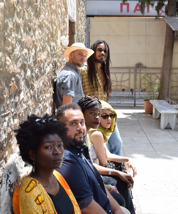 «Τίνος είσαι εσύ;»: Μία σκηνική σύνθεση από την ομάδα Vice Versa στο Θερινό Ατενέ και στον Κήπο της Κεντρικής Βιβλιοθήκης του Δήμου Αθηναίων.