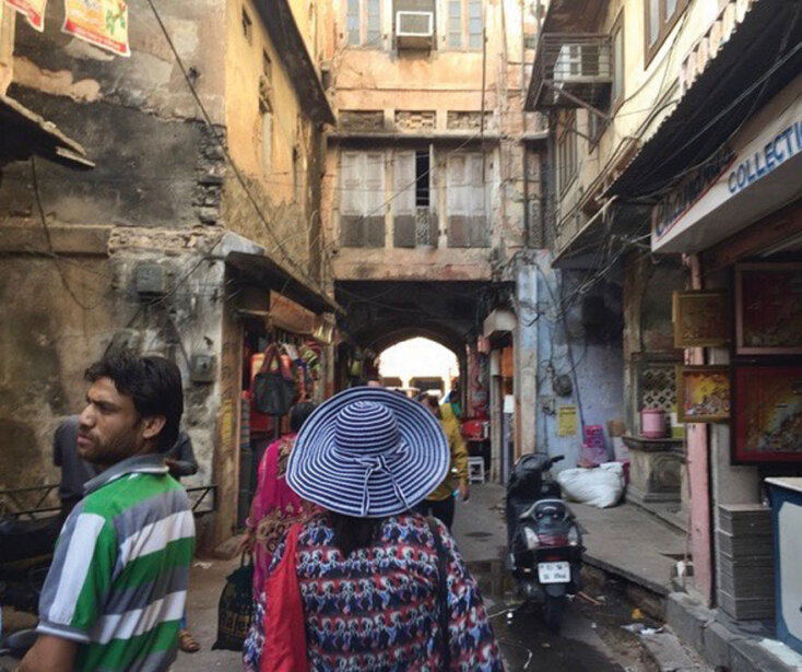 Έλενα Πέγκα, Αθήνα-Δελχί