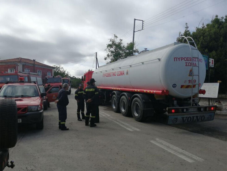 Μεταξύ των οικισμών Έξω Χώρα και Μαριές η πυρκαγιά στη Ζάκυνθο