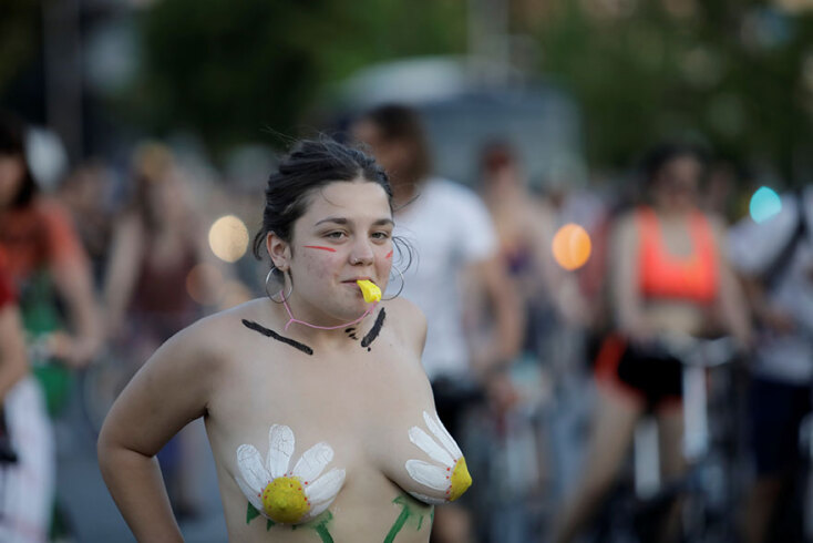 12η Διεθνής Γυμνή Ποδηλατοδρομία στη Θεσσαλονίκη