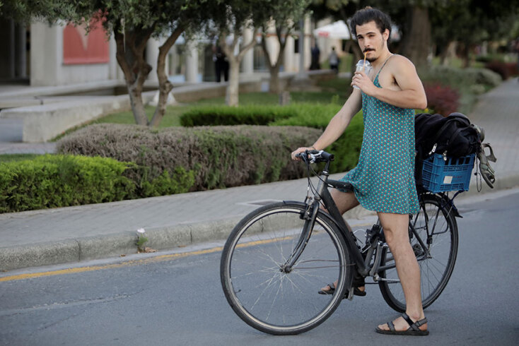 12η Διεθνής Γυμνή Ποδηλατοδρομία στη Θεσσαλονίκη