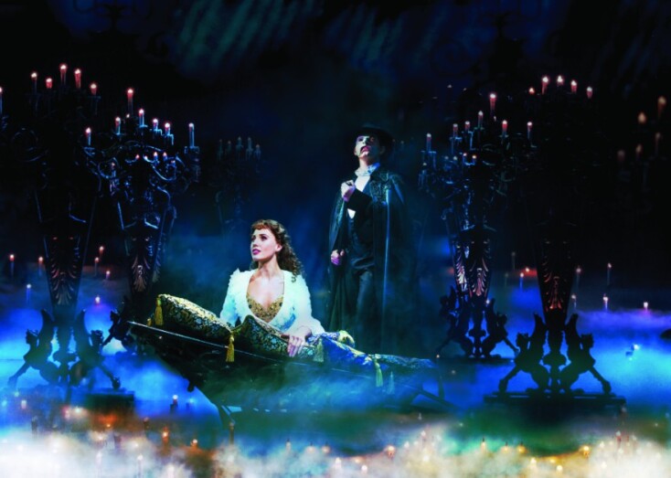 poto_celinde-schoenmaker-as-christine-daa_ben-forster-as-the-phantom_photo_johan-persson.jpg
