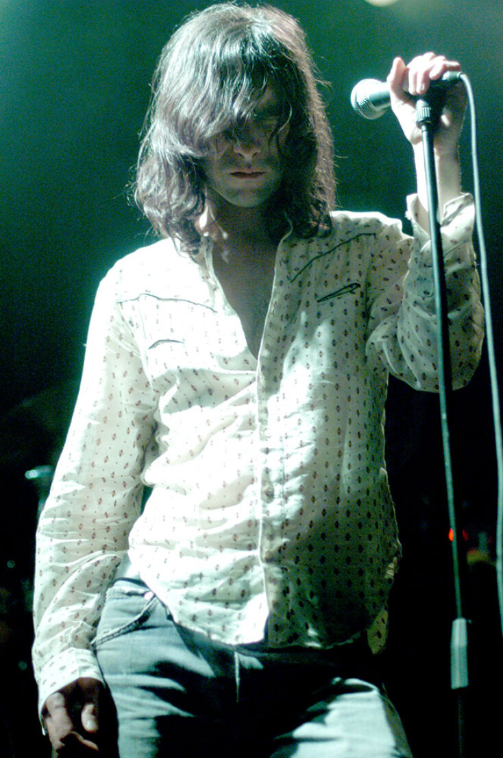 Bobby Gillespie - Στιγμιότυπο από τη συναυλία των Primal Scream στην Αθήνα τον Απρίλιο του 2004