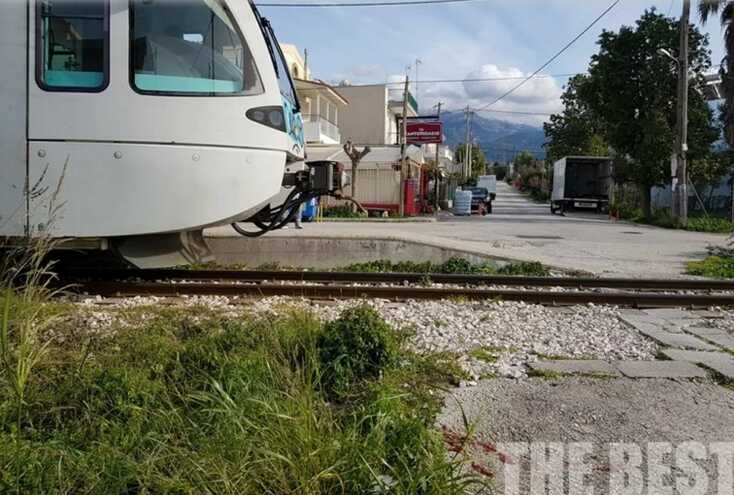 Τρένο παρέσυρε γυναίκα στην Πάτρα