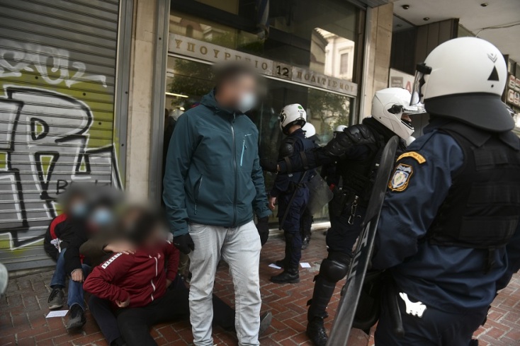 Προσαγωγές 