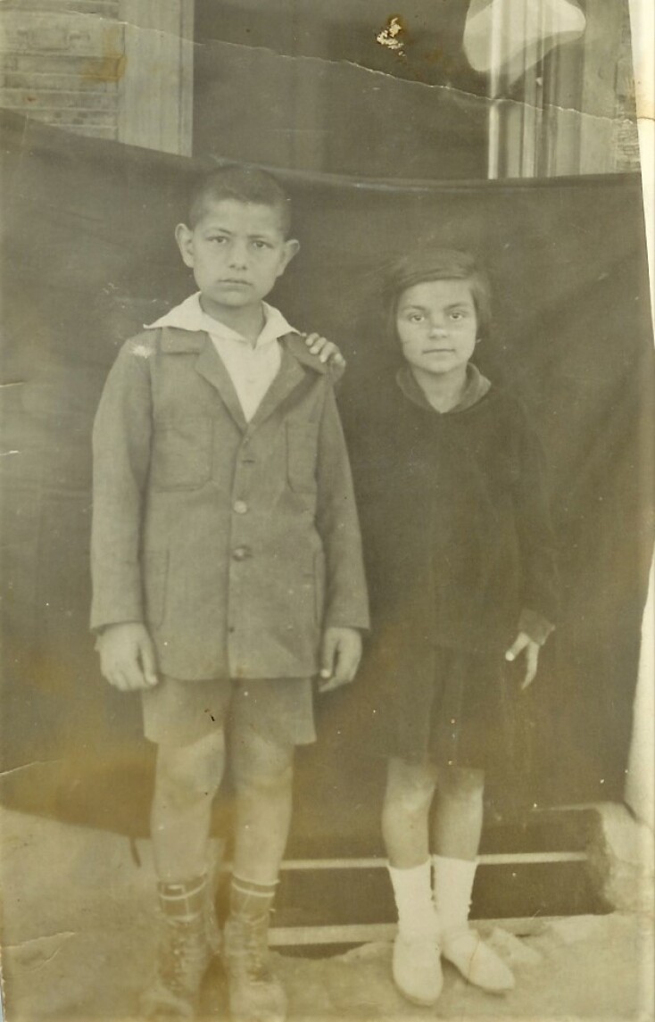 Πρόσφυγες - Μικρασιατική Καταστροφή - Άννα Δαμιανίδη