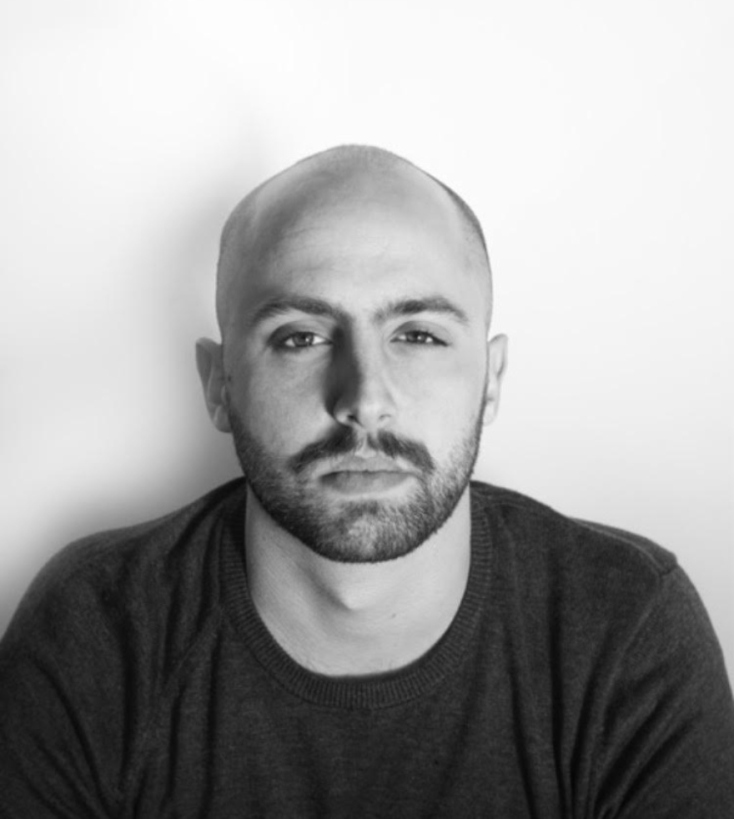 Ο Ντίνος Ψυχογιός σκηνοθετεί το "Knock" της Μέγκαν Τζένκινς στο θέατρο Φούρνος