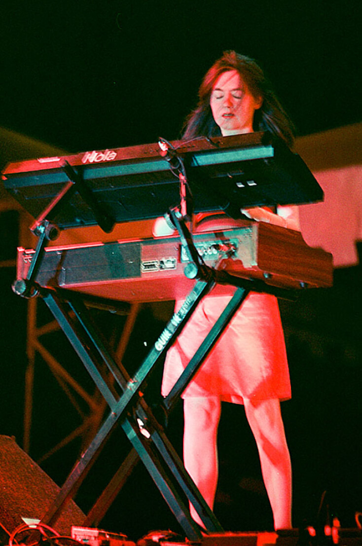 Στιγμιότυπο από την πρώτη συναυλία των Pulp στην Ελλάδα το 1998