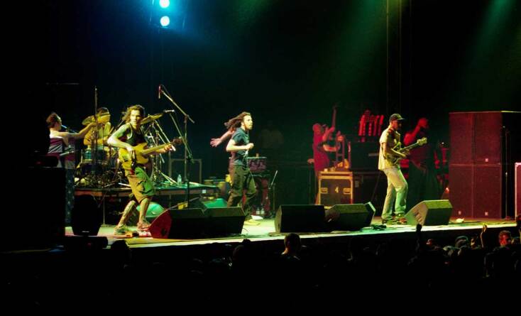 Στιγμιότυπο από συναυλία τη συναυλία των Rage Against The Machine στην Αθήνα το 2000