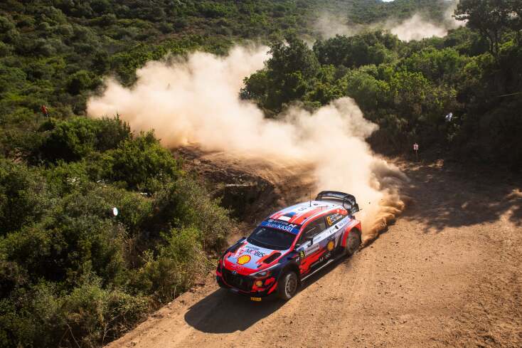 Στιγμιότυπο από την πρεμιέρα του Ράλι Σαρδηνίας