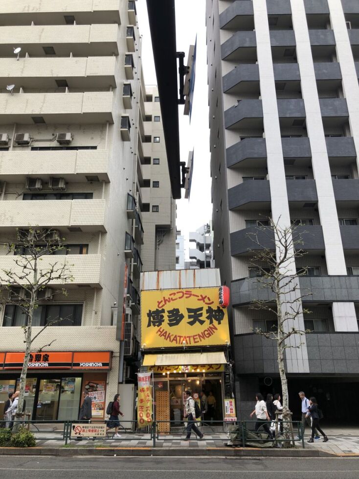 Ο Βασίλης Καλλίδης περιγράφει τα αγαπημένα του πιάτα από όλο τον κόσμο