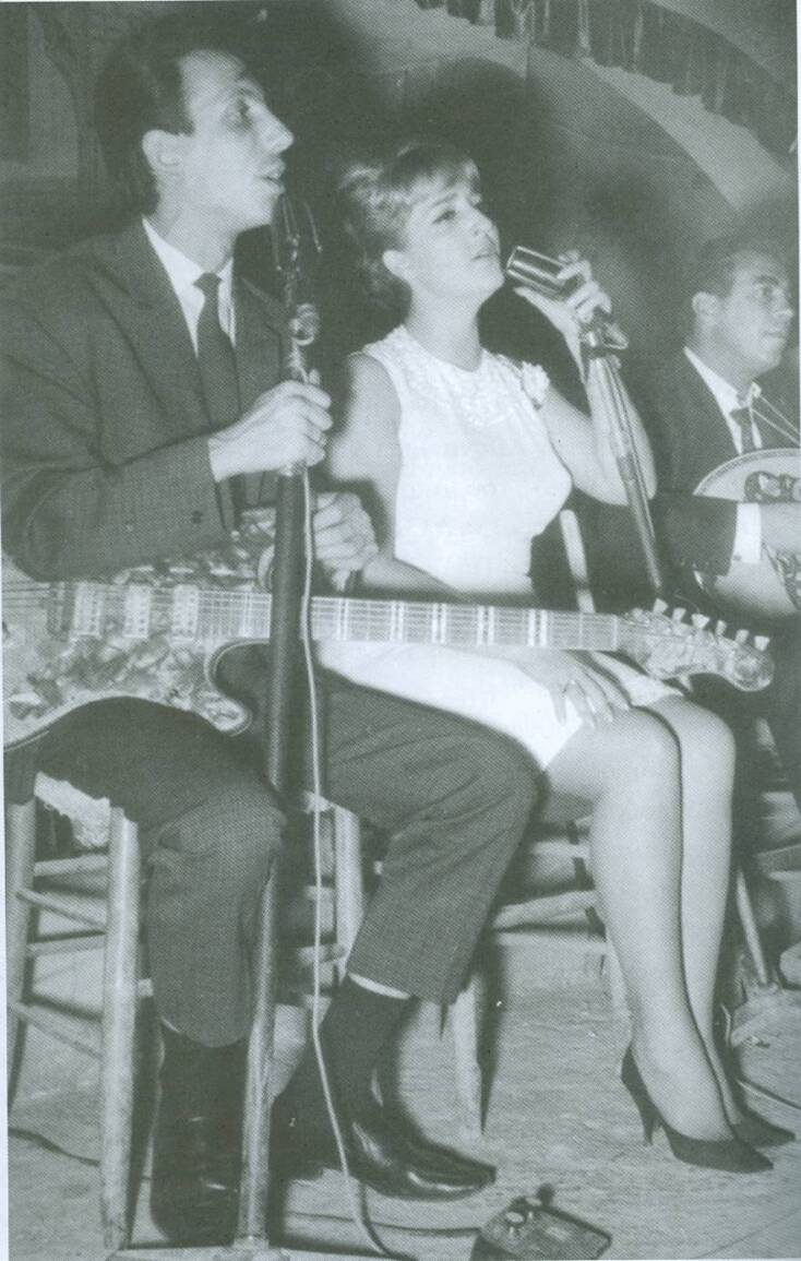 Η τραγουδίστρια Πόλυ Πάνου 