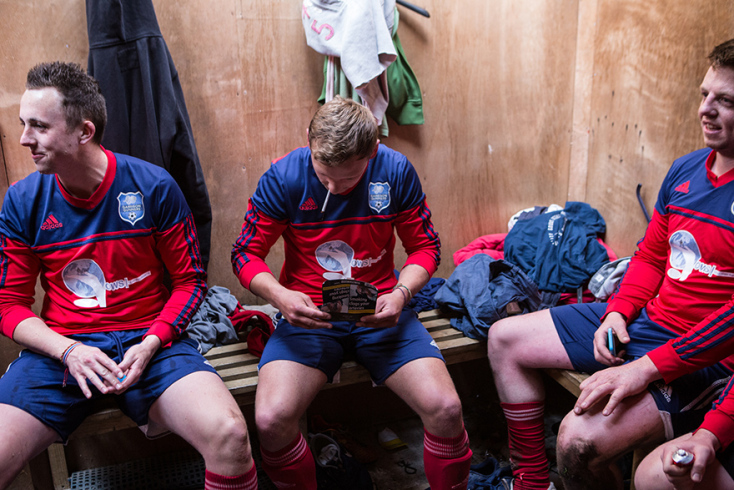 Ο φωτογράφος Ίστβαν Φεκέτε, γυρίζει τα γήπεδα όλου του πλανήτη.