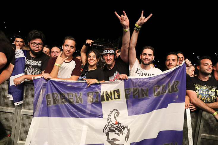 Στιγμιότυπο από τη συναυλία των Scorpions στο Καλλιμάρμαρο Στάδιο στην Αθήνα
