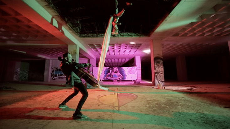 Fernando Nina: Ο τσελίστας από τη Νέα Σμύρνη έχει skills