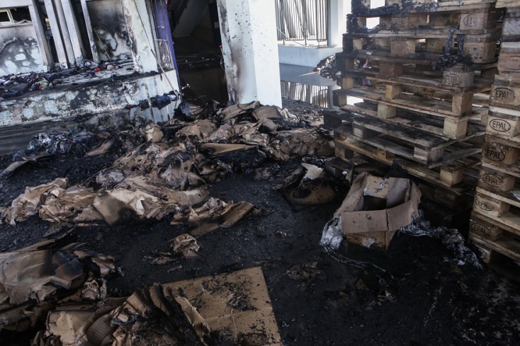 ΣΕΦ: Φωτιά σε παλέτες με βοήθεια για την Ουκρανία