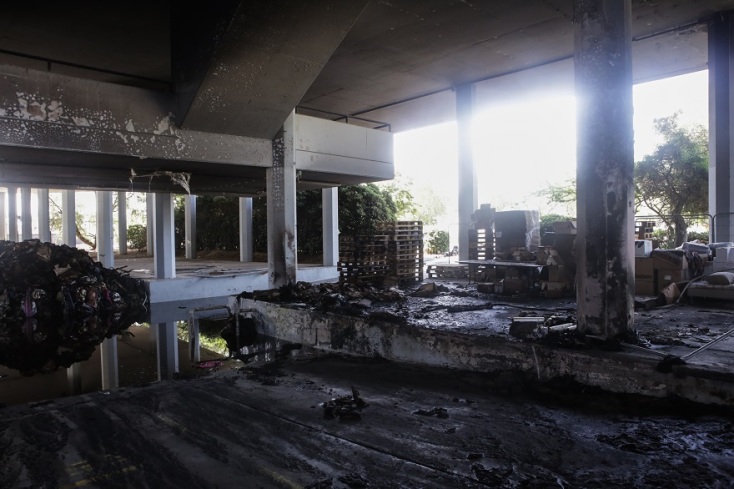 ΣΕΦ: Φωτιά σε παλέτες με βοήθεια για την Ουκρανία